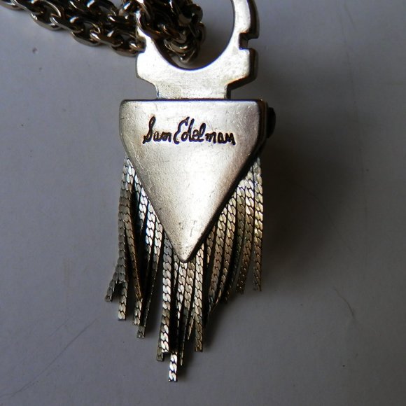 SAM EDELMAN SPEAR SHAPED GREEN RHINESTONES  ABALONE SHELL CHAIN DANGLE PENDANT - Picture 4 of 11